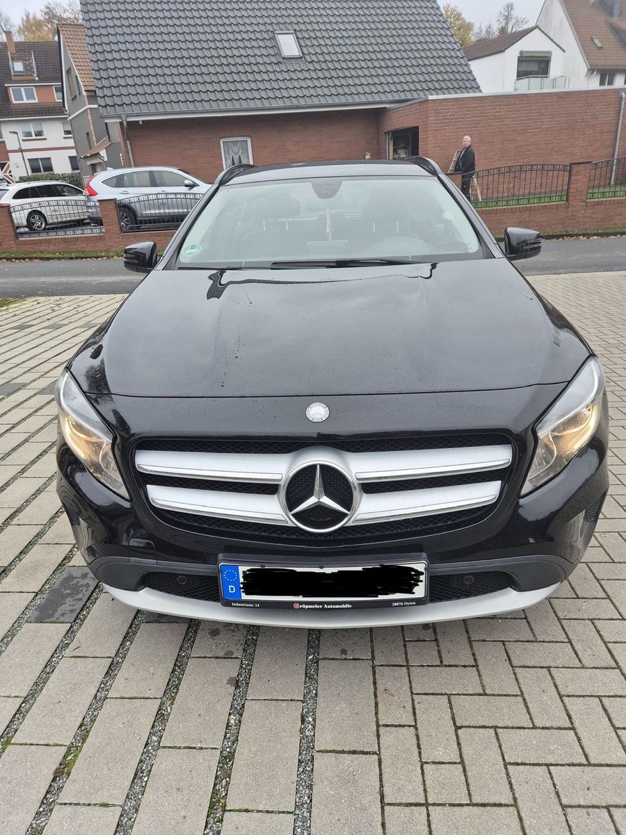 MERCEDES-BENZ Mercedes-Benz GLA 220d