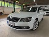 Skoda Superb Combi Elegance 2,0tdi 140hk - Skoda Superb: Kombi, Elegance