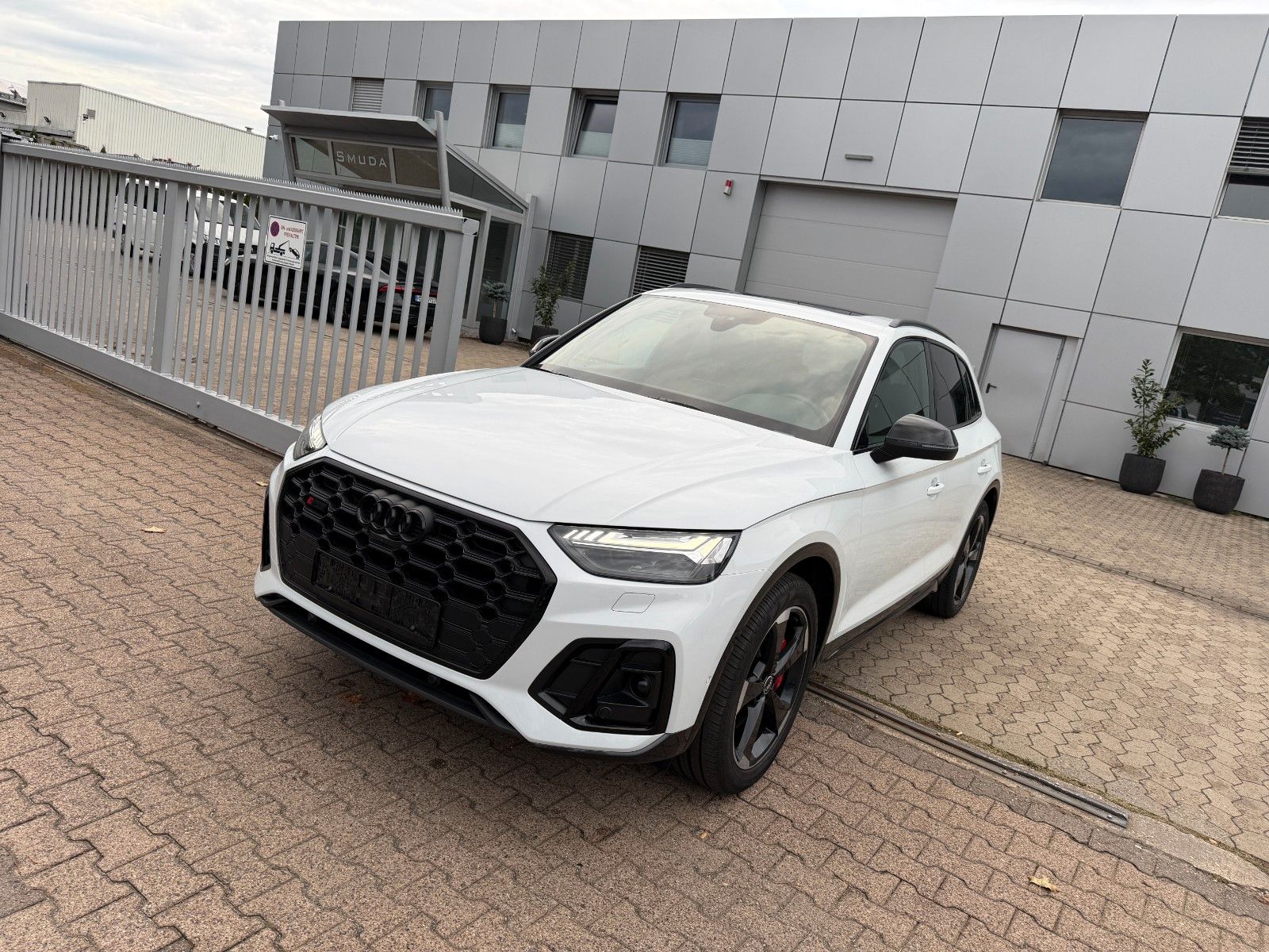 Audi SQ5 PANO AHK 360° NAVI ACC LANE SIDE LEDER SOUND foto 1