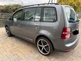 Volkswagen VW Touran behindertengerecht Umbau, TÜV ne... - gebrauchte VW Touran aus dem Jahr 2007