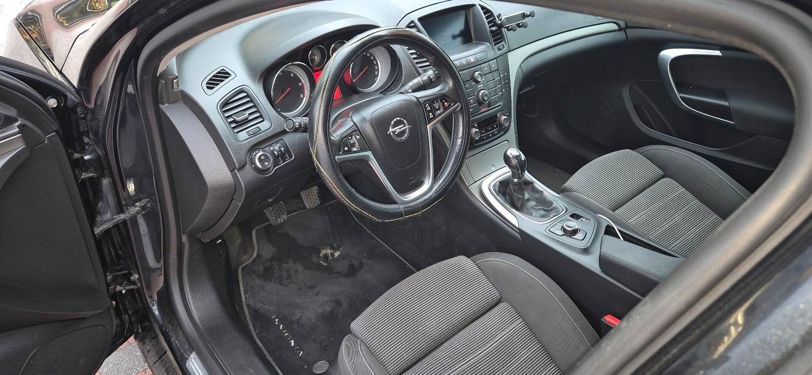 Opel Insignia 2013 — engine 160 HP (118kW)
