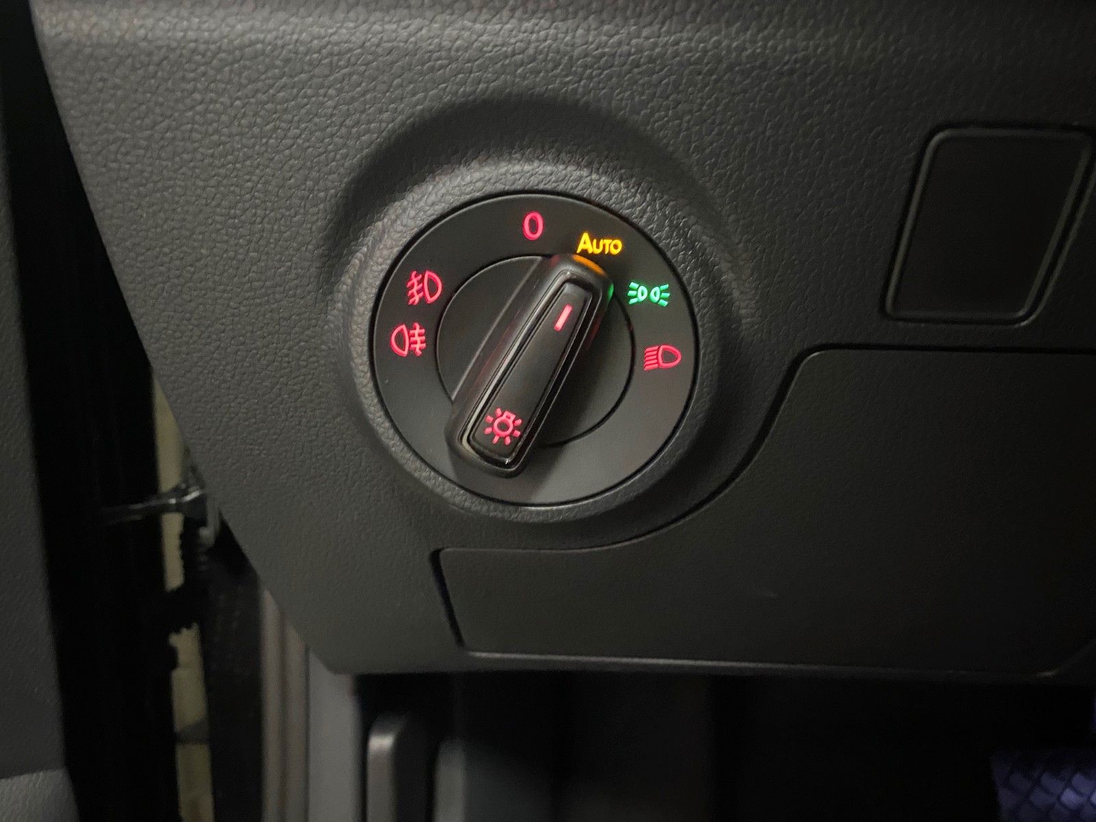 Fahrzeugabbildung SEAT Ibiza 1.0 TSI--FR--DSG+Garantie bis 2031+KAMERA+