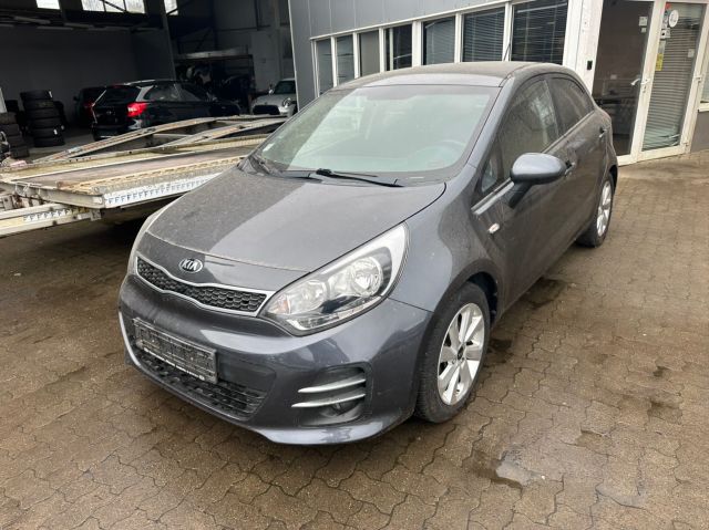 Kia Rio Dream Team