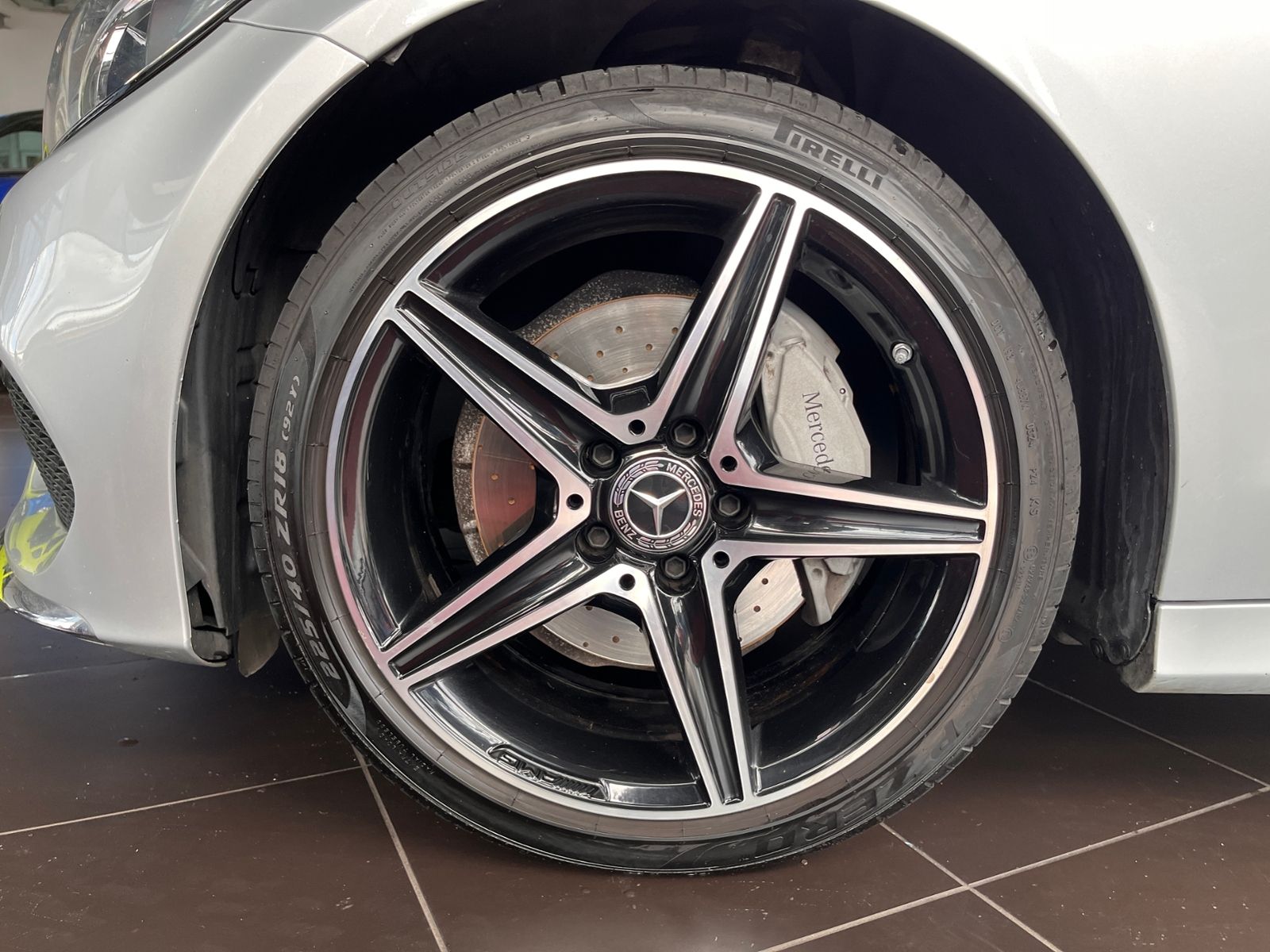 Fahrzeugabbildung Mercedes-Benz C 200 9G-TRONIC AMG Line NAVI LED