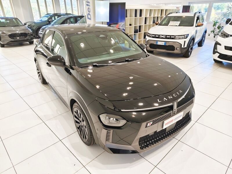 Lancia Ypsilon HF Ibrido 110cv HF Line e-DCT*GAR imagem 2