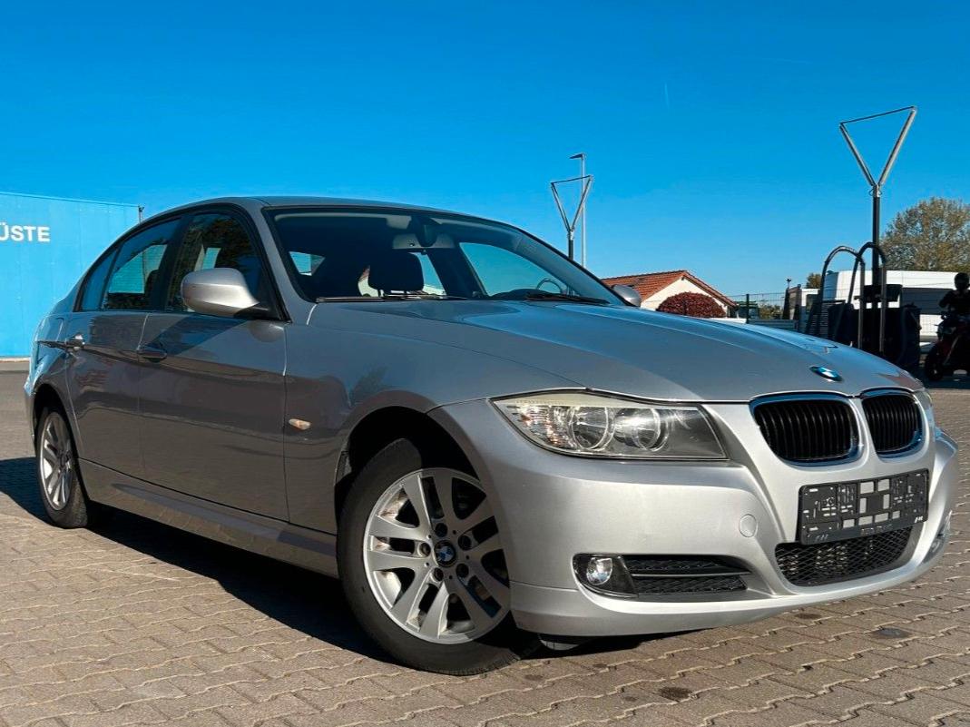 BMW 318d 2.0 Lim./Automa/Klima/Facel/Car Play