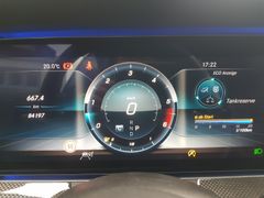 Fahrzeugabbildung Mercedes-Benz E 400d Coupe 4Matic AMG-Line Navi LED RFK ACC