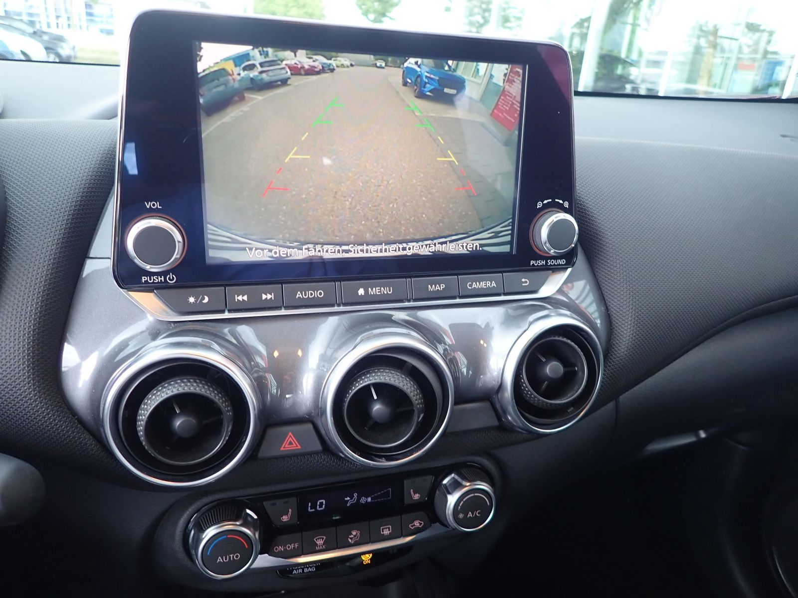 Fahrzeugabbildung Nissan Juke Acenta/KAMERA/KLIMA/FH/NAVI