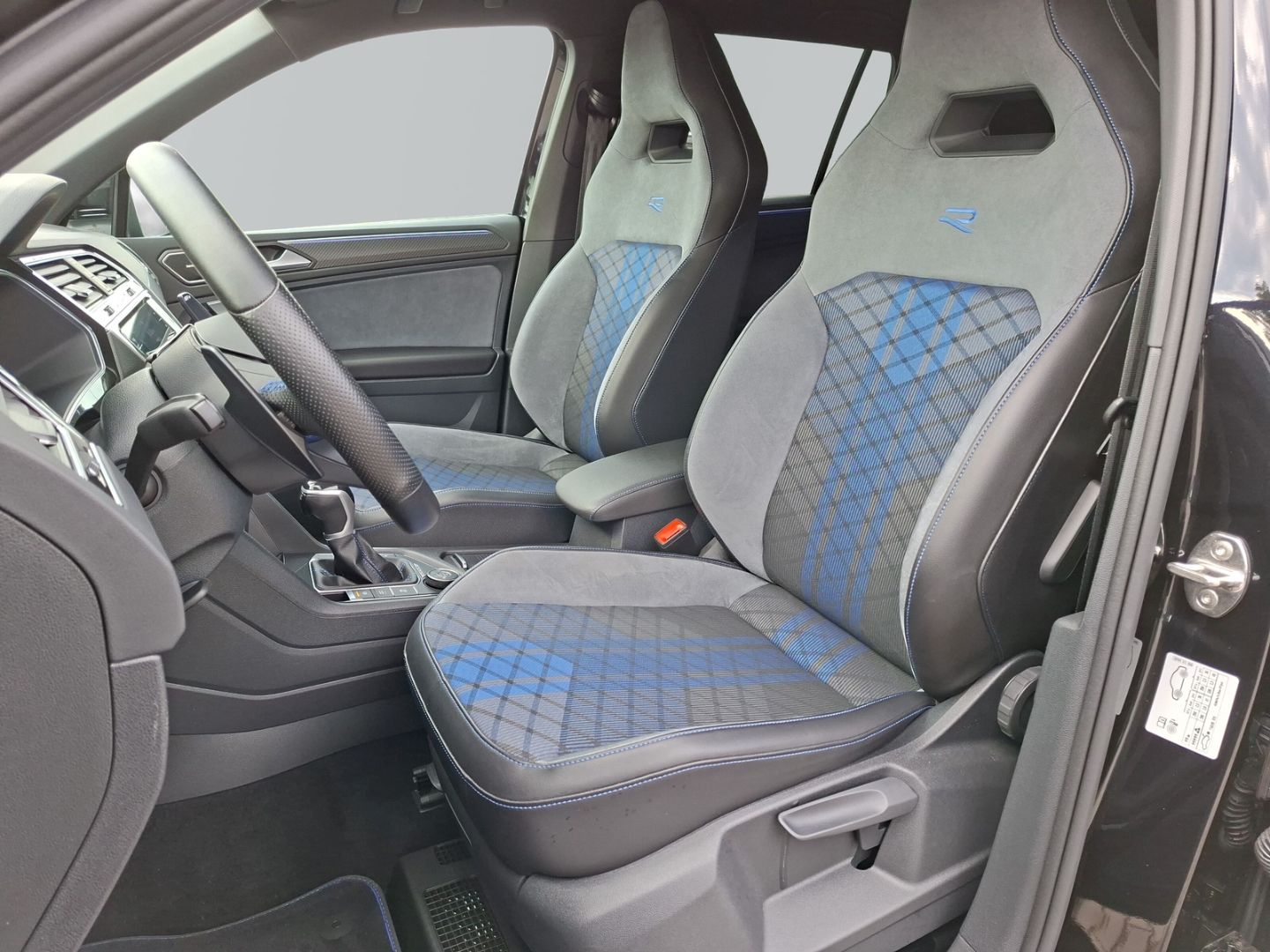 Tiguan R 2.0 TSI 4Motion *Akrapovic*DCC*Harman*H