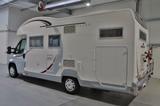 Roller Team T-Line/2.Hand/Festbett+Hubbett/Garage/Klima - Wohnwagen mit Hubbett