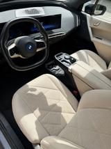 BMW iX xDrive40-Inklusive 4x Winterreifen  - BMW iX Gebrauchtwagen in München