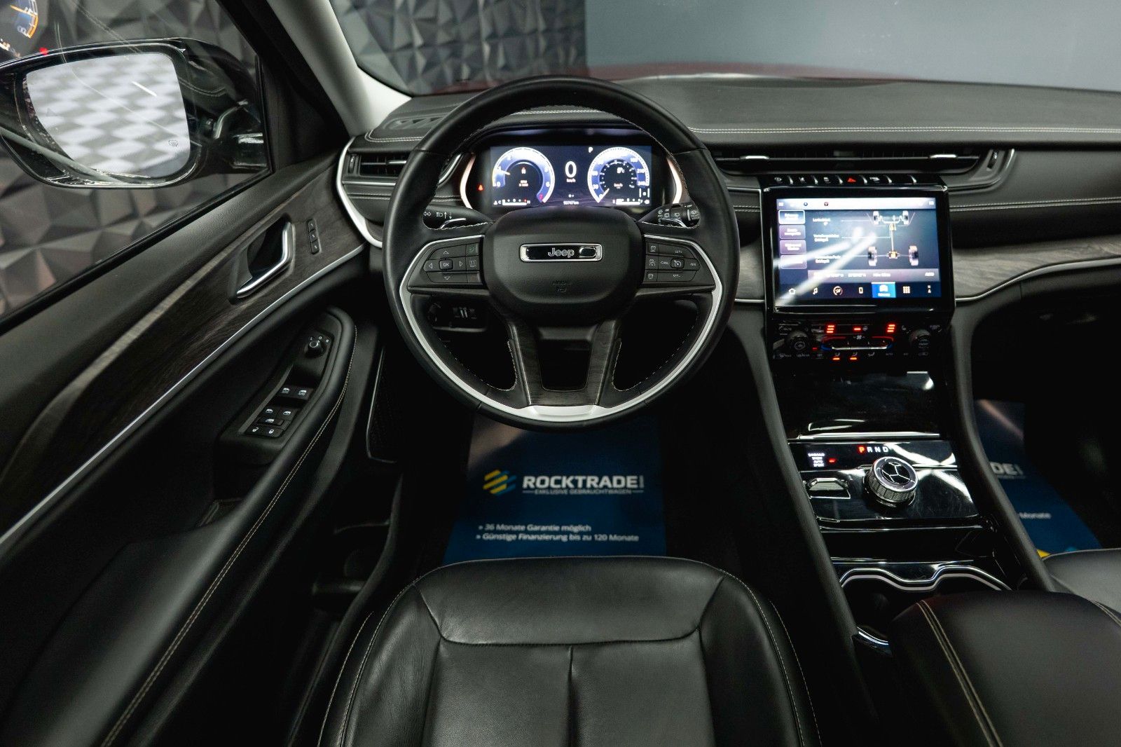 Fahrzeugabbildung Jeep Grand Cherokee 3.6 4x4 LIMITED L Modell 2022 19%