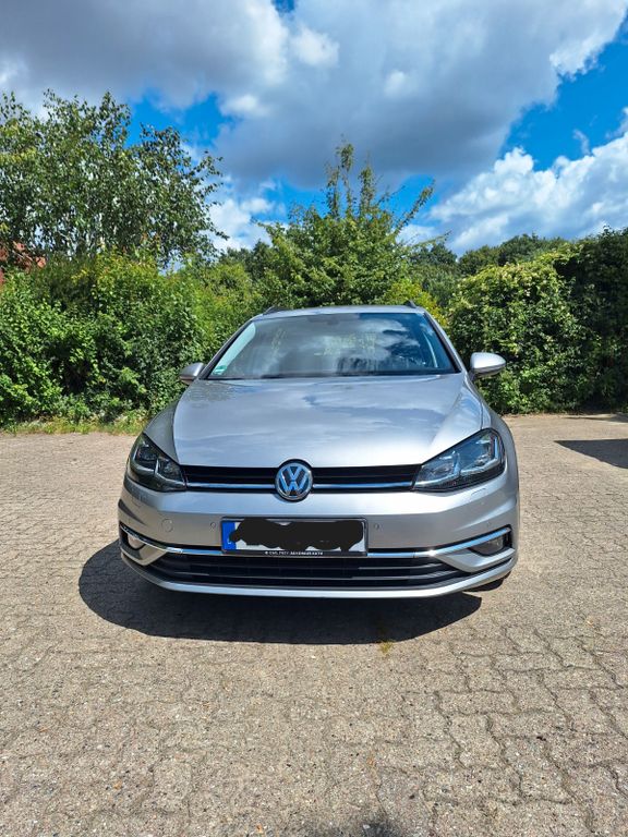 Image of Volkswagen Golf