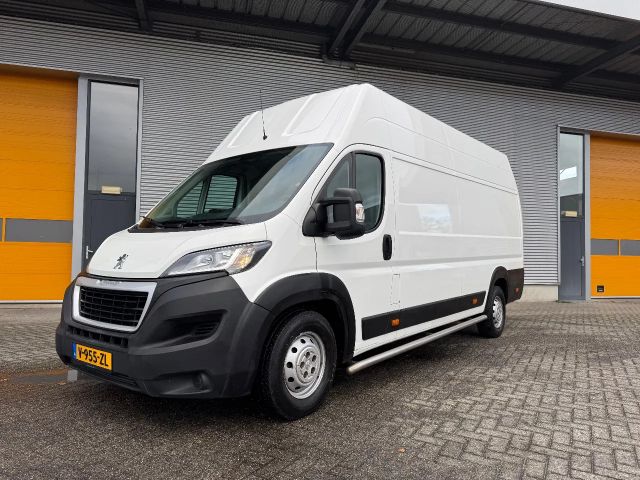 Peugeot Boxer 435 2.0 BlueHDI 120kW L4H3 Premium, Navi, 