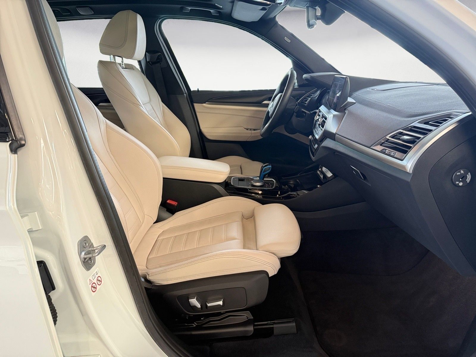 BMW ix3 iX3 IMPRESSIVE EDC Klimaaut. Head-Up foto 13