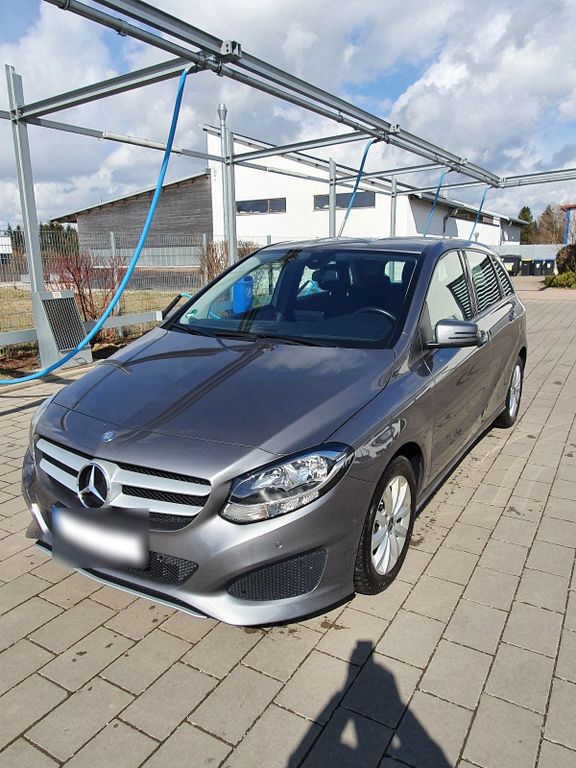 Image of Mercedes-Benz B 180