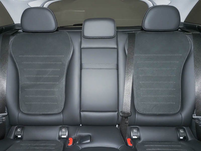 Fahrzeugabbildung Mercedes-Benz GLC 300 4M AMG Plus*AHK*Pano*Distro*HUD*Night*DL