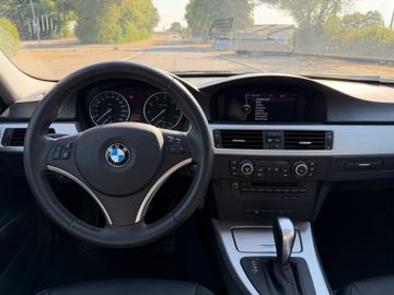 BMW 320 - 11