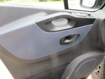 Opel Vivaro - 9