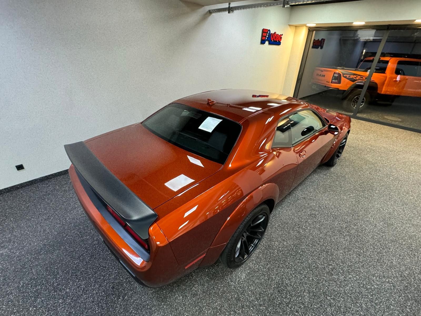 Fahrzeugabbildung Dodge CHALLENGER R/T WIDEBODY SCAT PACK-LAST CALL 1.HD