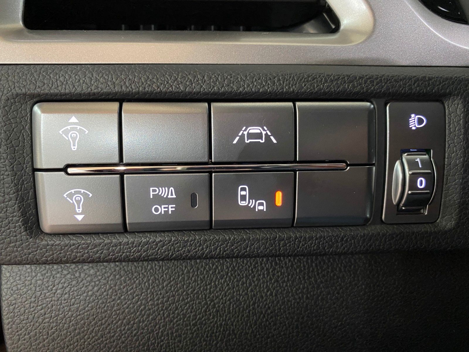 Fahrzeugabbildung Ssangyong Korando RUBY  1,5AT 4WD *LED*NAVI*TOTWINK