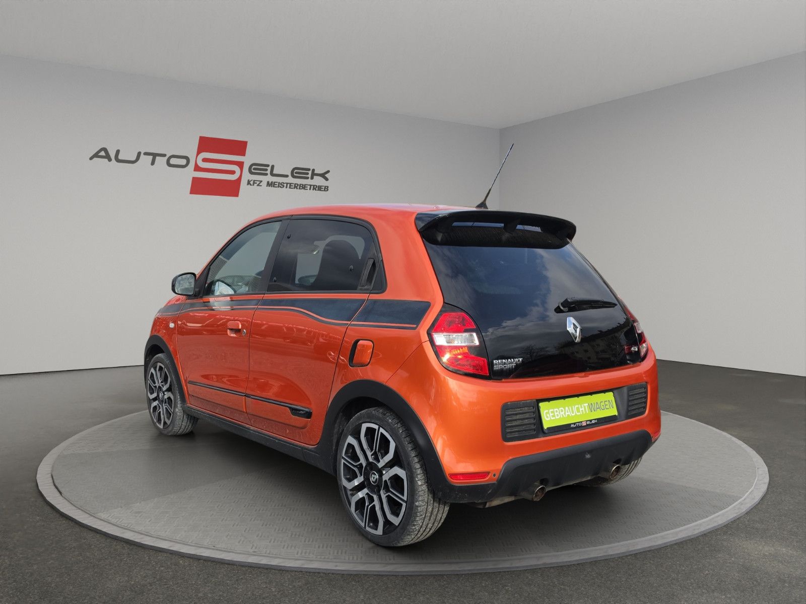 Fahrzeugabbildung Renault Twingo GT Tempomat SHZ PDC TÜV NEU