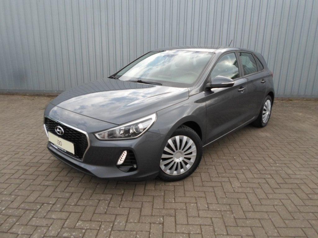Hyundai i30 1.0T 120PS Select 6-MT 2WD