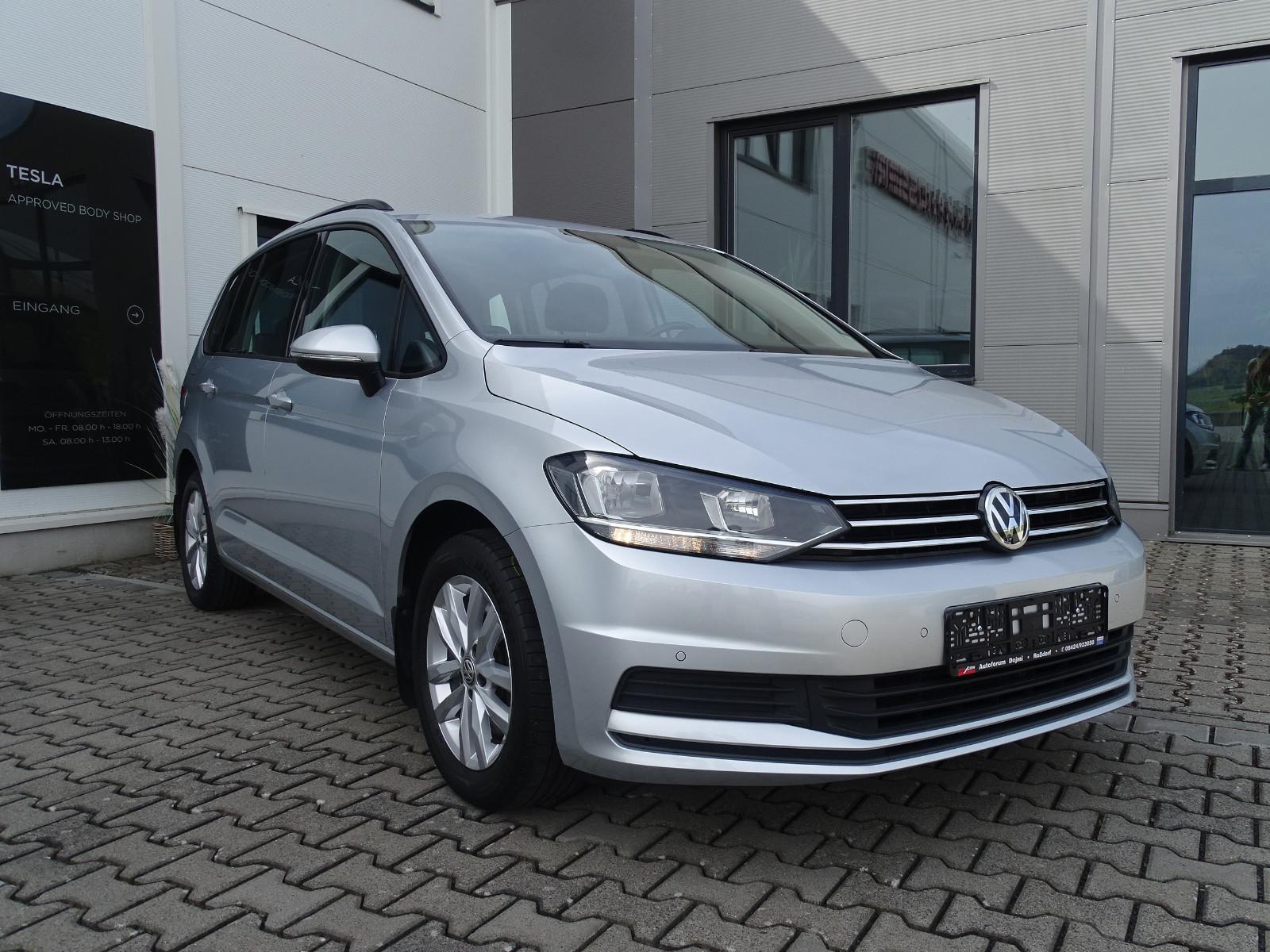 Volkswagen Touran Comfortline BMT NAVI, 7-Sitzer