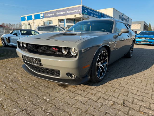 Dodge Challenger 6.4 V8 SRT*BREMBO*NAVI*R20*GARANTIE