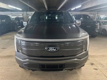 Ford F150 Lightning Lariat  gross Batterie im Vorlauf