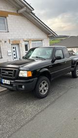 Ford ford ranger - Ford Ranger mit Benzin-Antrieb: Geländewagen, Automatik