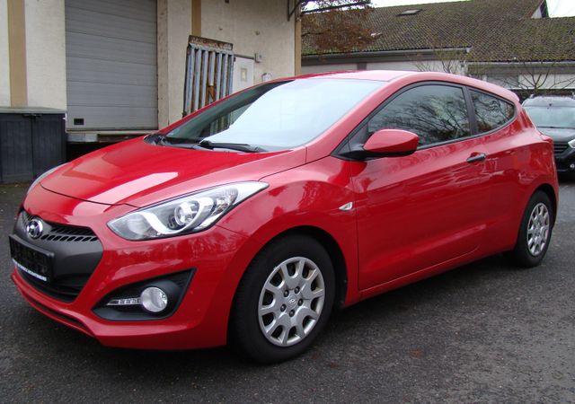 Hyundai i30 Coupe Classic ZV Kima 8-fach bereift 1Hand !