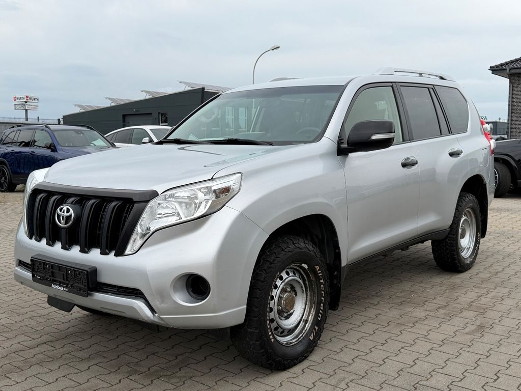 2018 Toyota Land Cruiser