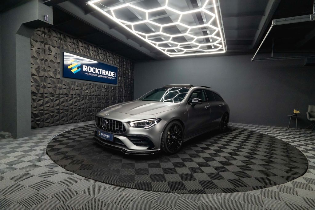 Image of Mercedes-Benz CLA 35 AMG
