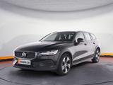Volvo V60 Cross Country B4 D AWD Plus +WINTER+KEYLESS - Volvo V60 Cross Country in Leipzig