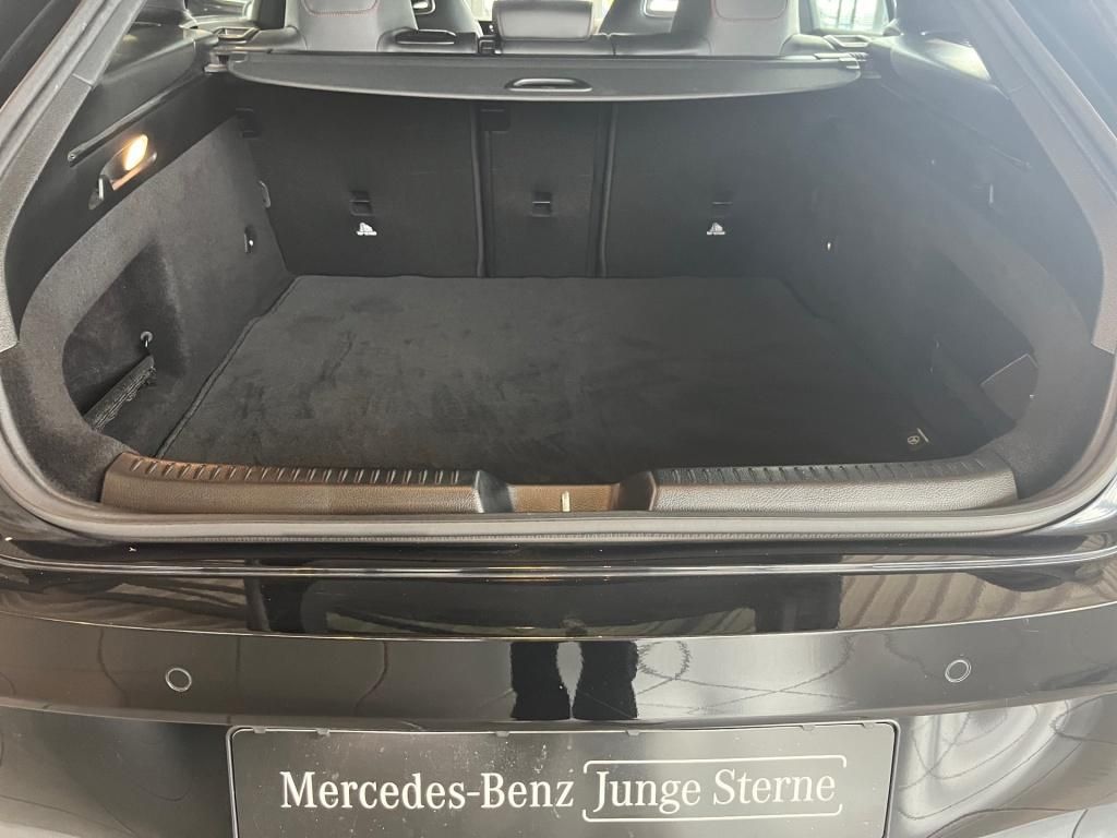Fahrzeugabbildung Mercedes-Benz CLA 200 SB AMG Navi LED SHZ Sport Ambie. SpurH