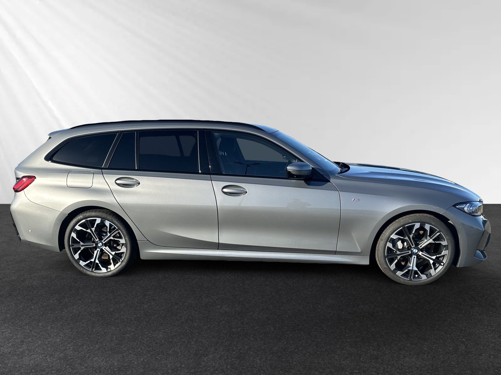 BMW 330 - Bild 2