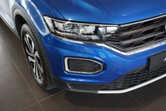 VW T-Roc 2.0 TDI Active | Navi | App | ACC | AHK VW T-Roc 2.0 TDI Active | Navi | App | ACC | AHK