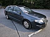 Volkswagen VW Passat B6 2006 2.0 TÜV Januar 27 - Volkswagen Passat aus 2006: Kombi