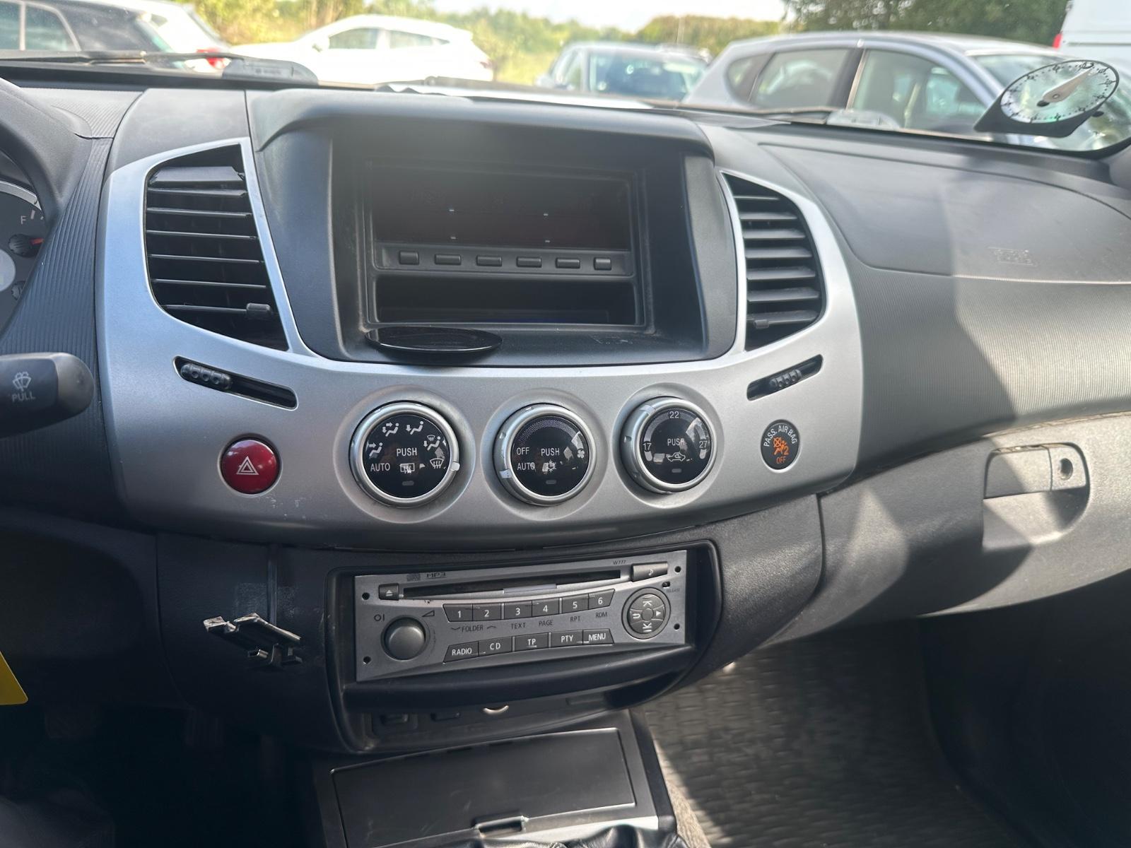 MITSUBISHI L200 2.5DI-D DOBBELT CAB 4WD | 178 ch | 4X4 | BVM