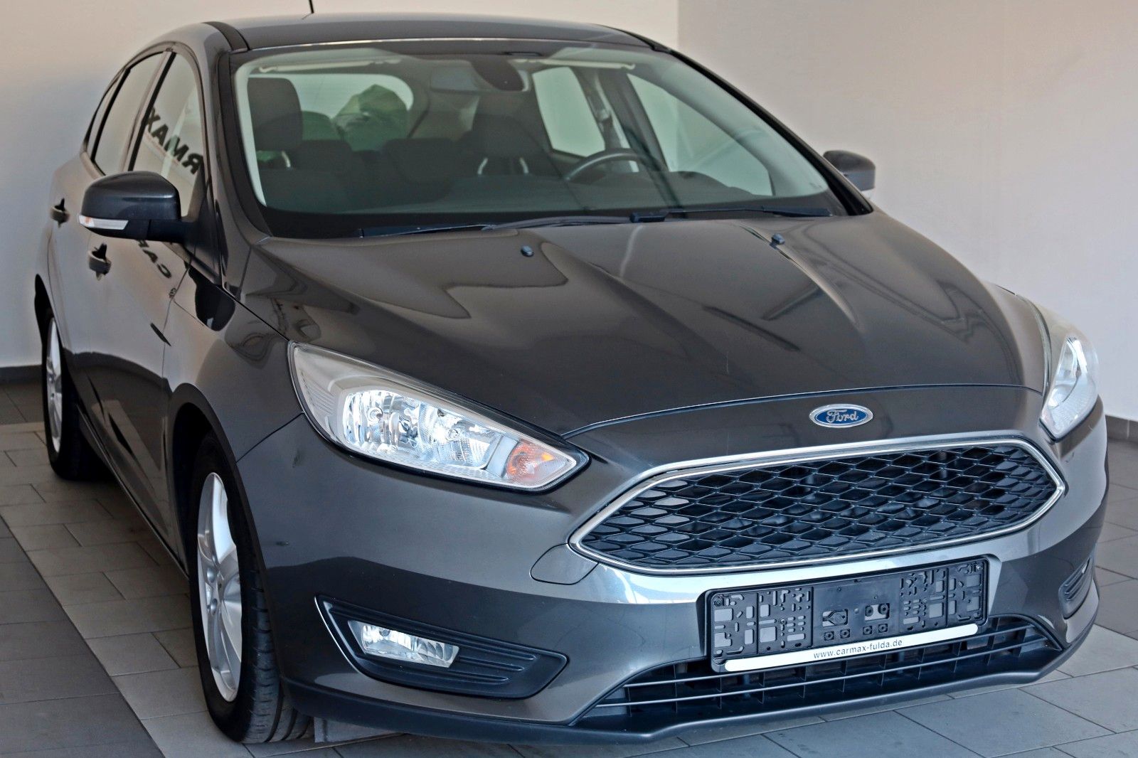 Fahrzeugabbildung Ford Focus Lim. Business,Tempomat,PDC,Navi,SH,SR+WR
