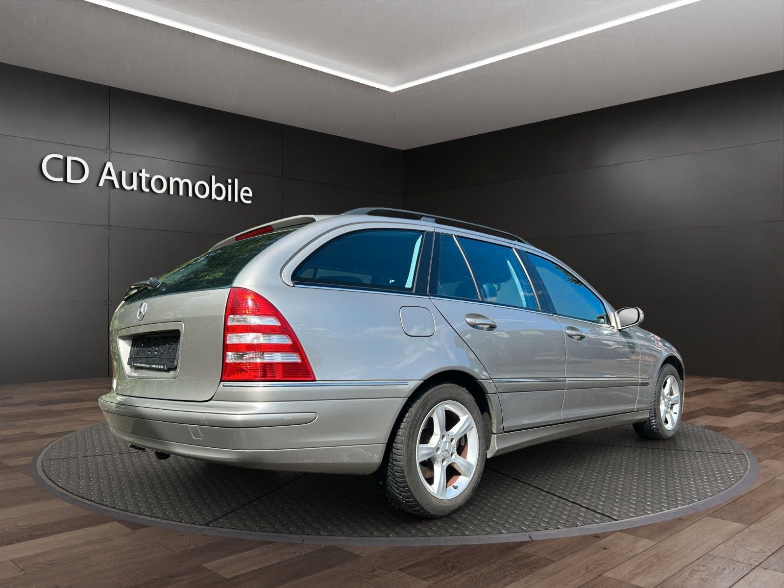 Fahrzeugabbildung Mercedes-Benz C 180 Kompressor C T-Modell/Service Neu/Klima/
