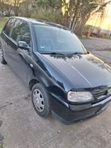 Seat Arosa Basis 1.0 Basis - Seat Arosa: Schwarz