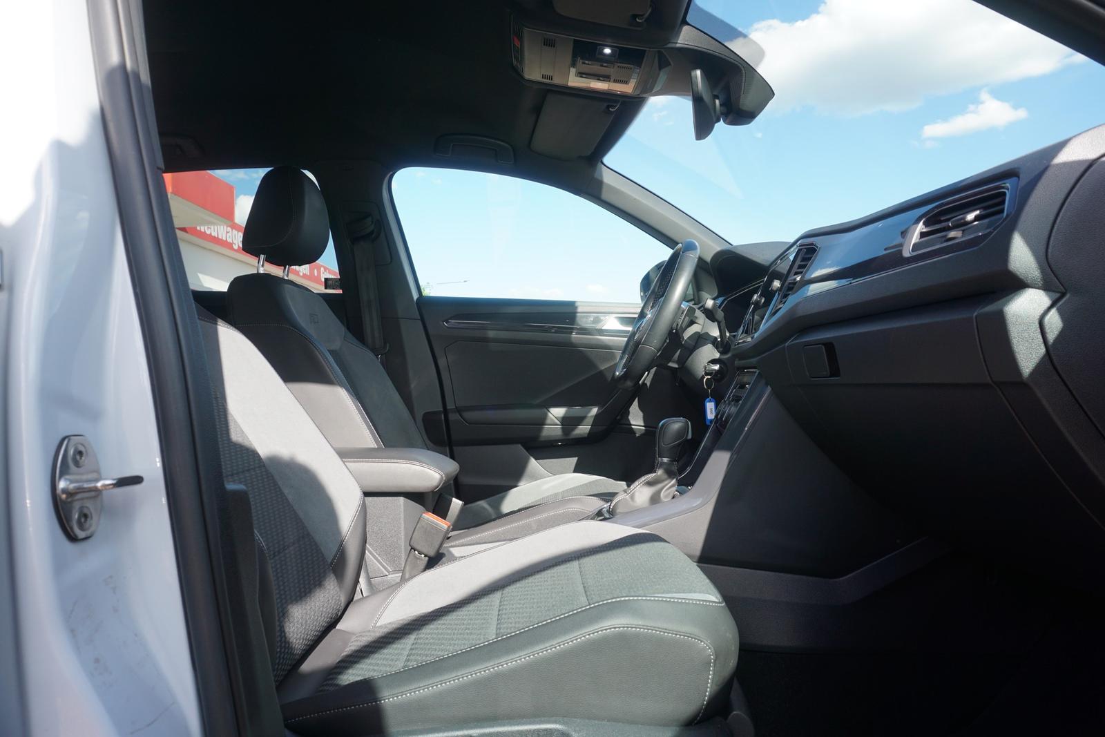 Volkswagen T-Roc 1.5 TSI R-Line DSG LED Navi ACC AHK DAB