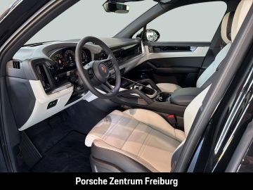 Porsche Cayenne - 4