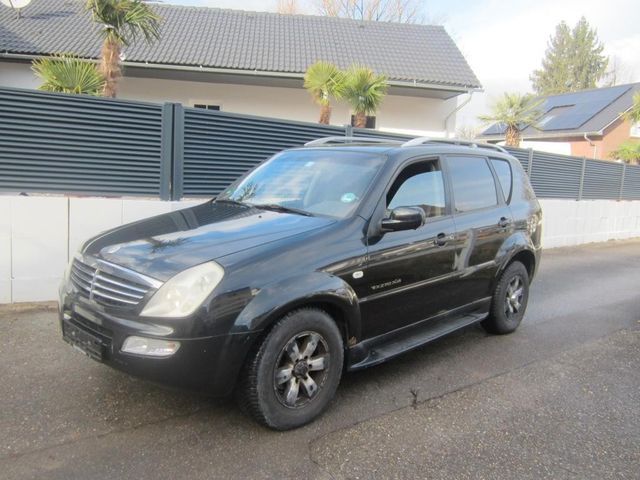 Ssangyong REXTON  270 Xdi s 4x4 Automatik Leder Navi AHK