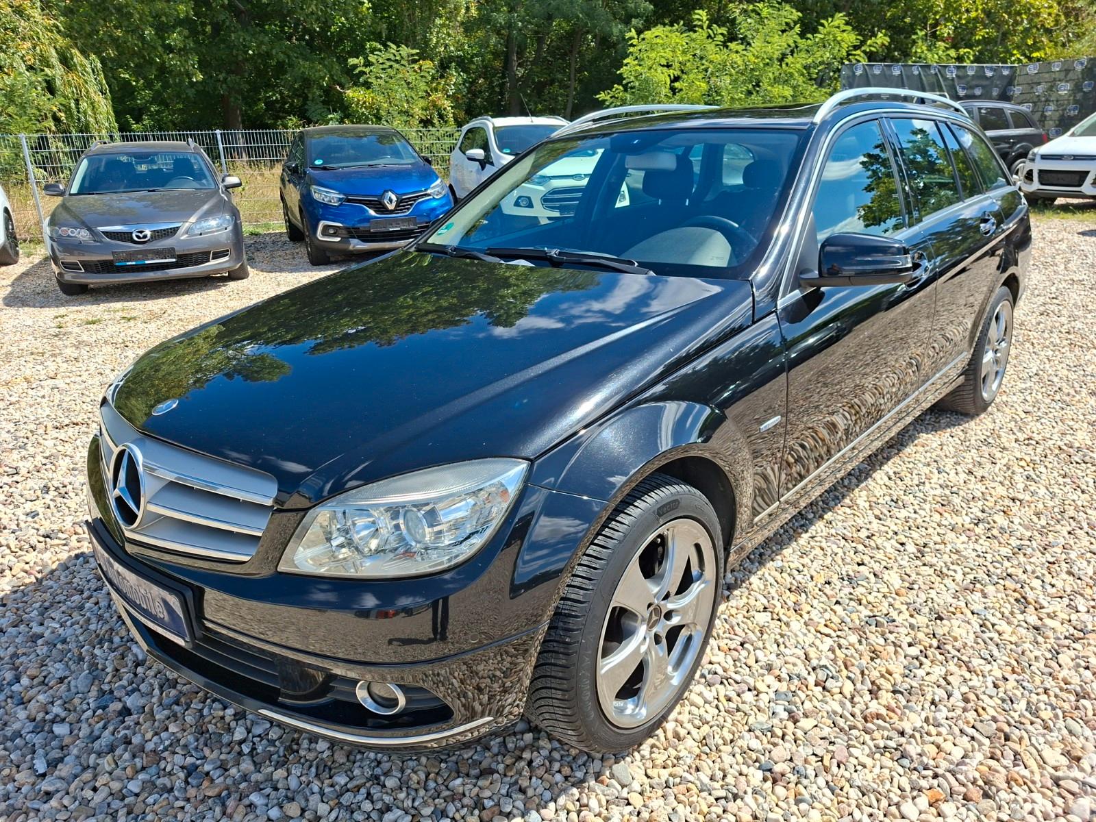 Mercedes-Benz C180 2009 — rear view