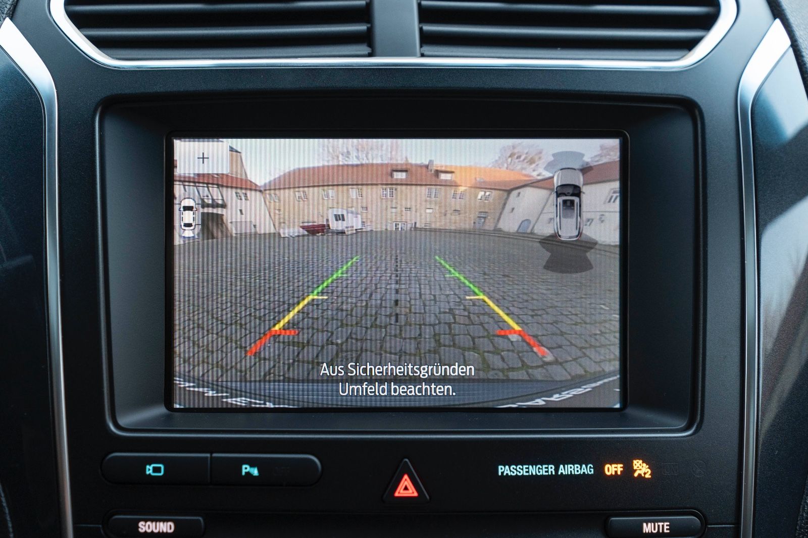 Fahrzeugabbildung Ford Explorer 3.5L SPORT 4X4 KAM TOTW M+S SZH/SZK