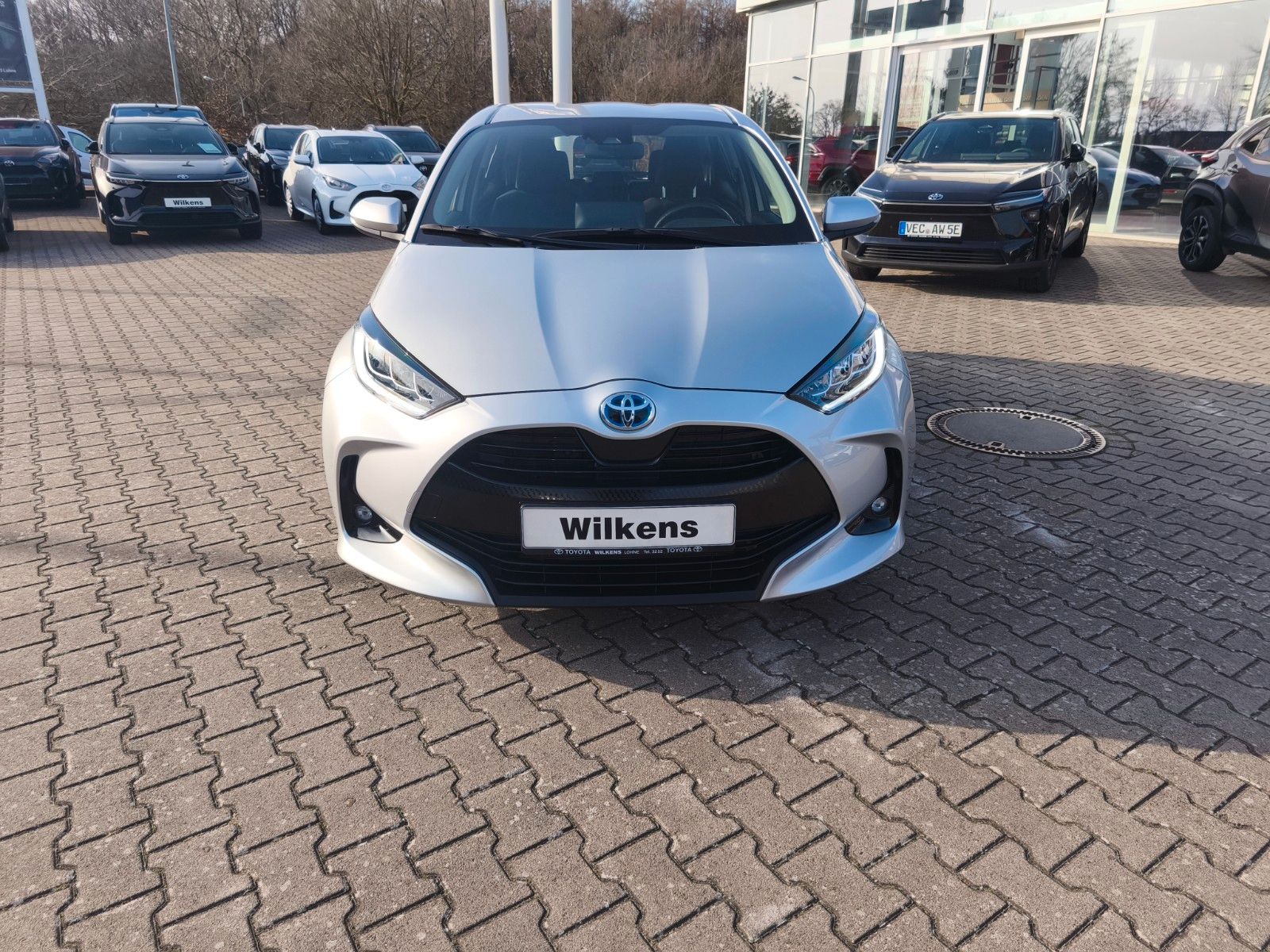 Toyota Yaris Hybrid Club imagem 2