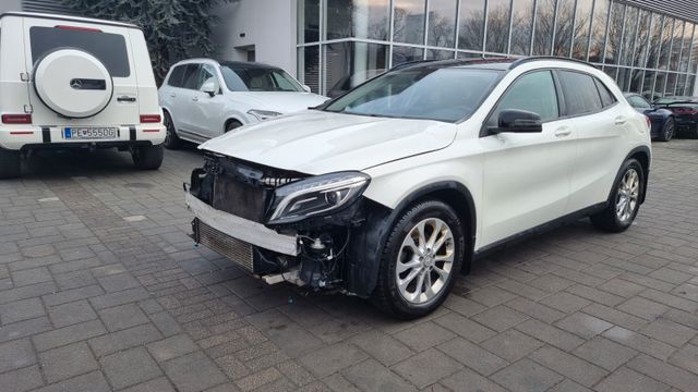 Mercedes-Benz GLA 180d 80kw A7